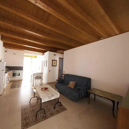 Gioeni Apartment *